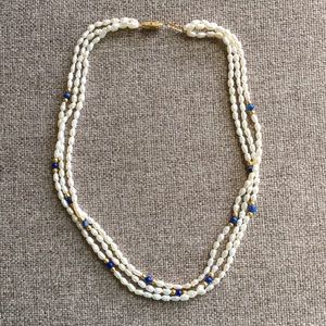 Freshwater pearls and blue beads necklace